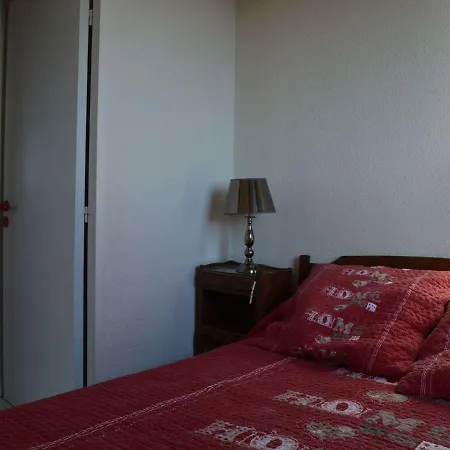 2 Pieces Avec Parking, Terrasses, Animaux Admis A 100m De La - Fr-1-225d-10 *